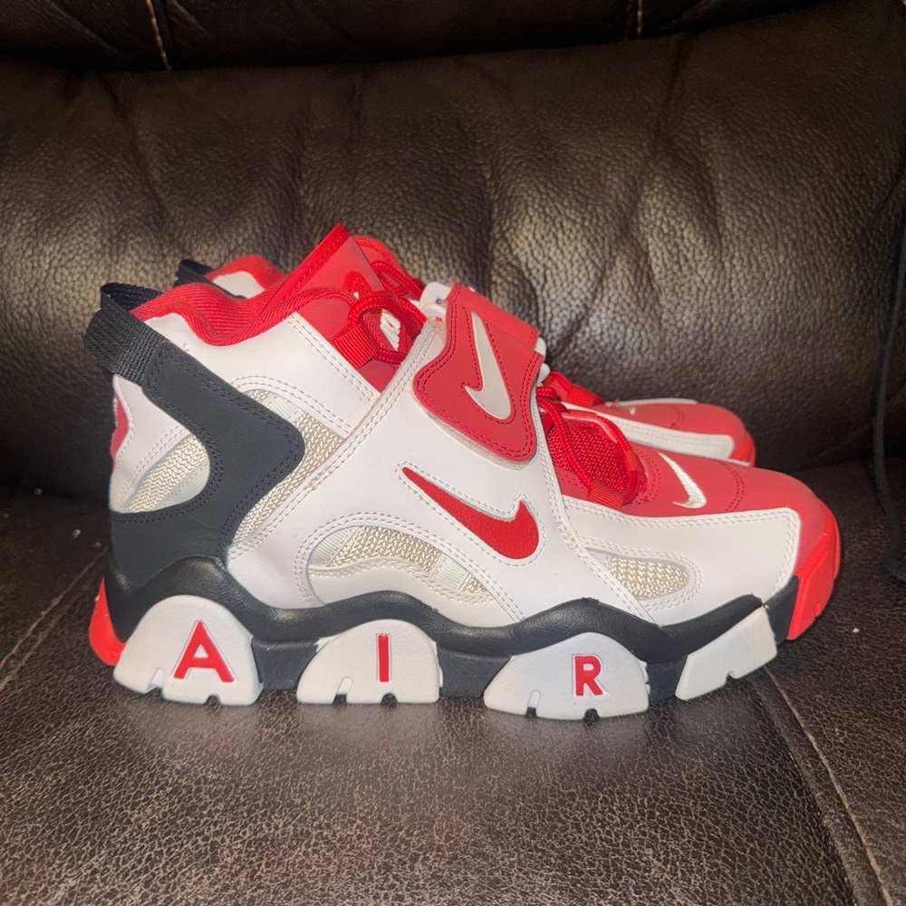 Nike Red and White barrage mid